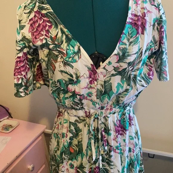 Bohemian xs floral dress - Picture 2 of 8